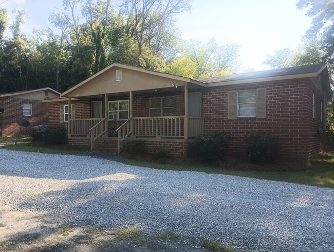 2722 W Green St in Macon, GA - Building Photo - Building Photo