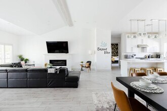 2015 N 80th Pl in Scottsdale, AZ - Building Photo - Building Photo