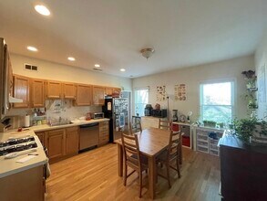 15 Adams St in Watertown, MA - Building Photo - Building Photo