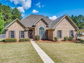 209 Williamson Way in Millbrook, AL - Building Photo