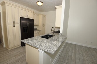 207 Adams Pointe Blvd, Unit #4 in Mars, PA - Building Photo - Building Photo