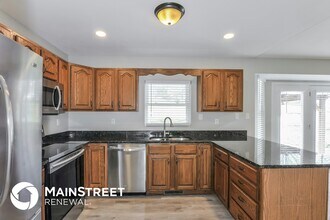 210 Wenona Dr in Washington, MO - Building Photo - Building Photo