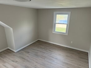 97 Birch St in Southington, CT - Building Photo - Building Photo