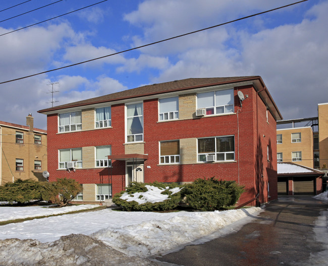 28 Annapearl Ct in Toronto, ON - Building Photo - Primary Photo