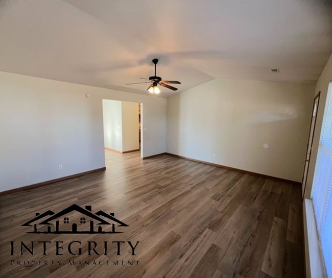22660 Hanley Ln in St. Robert, MO - Building Photo - Building Photo