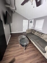 1000 E 53rd St in Austin, TX - Building Photo - Building Photo