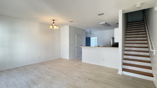 1609 Biscayne Bay Cir in Jacksonville, FL - Building Photo - Building Photo