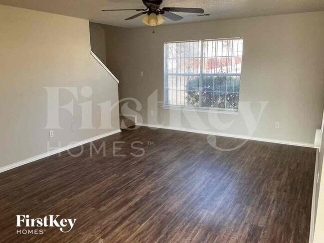 10256 Budtime Ln in Dallas, TX - Building Photo - Building Photo