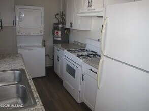 4713 E 1st St in Tucson, AZ - Building Photo - Building Photo