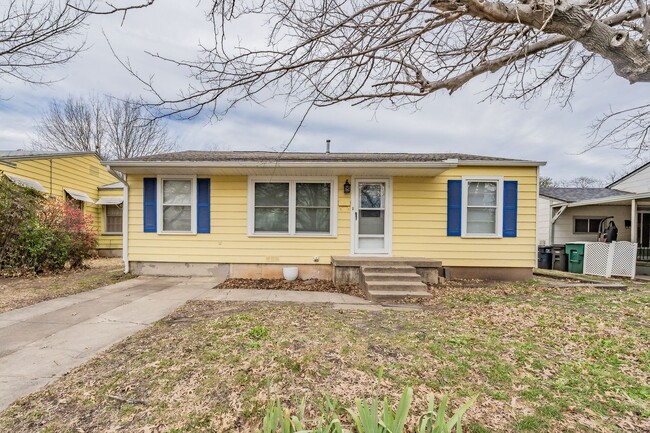property at 4324 Diaz Ave