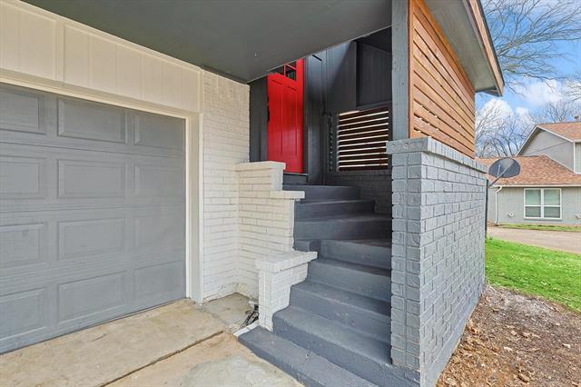 2002 Danley Ct in Flower Mound, TX - Building Photo - Building Photo