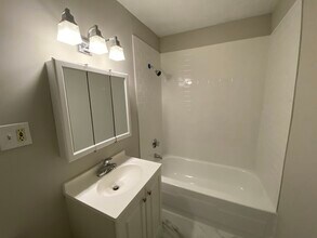 44 Mora St, Unit 1 in Boston, MA - Building Photo - Building Photo