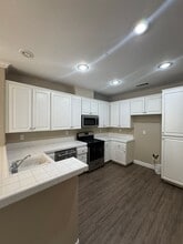 3320 E Penzance Ln in Orange, CA - Building Photo - Building Photo