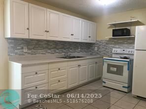 5890 NW 20th St in Lauderhill, FL - Building Photo - Building Photo