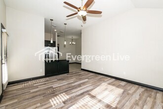 10512 NW 35th St in Yukon, OK - Building Photo - Building Photo