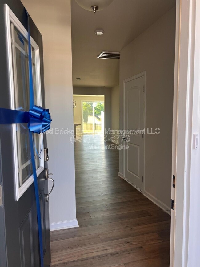 5108 Carrick St in Charlotte, NC - Building Photo - Building Photo