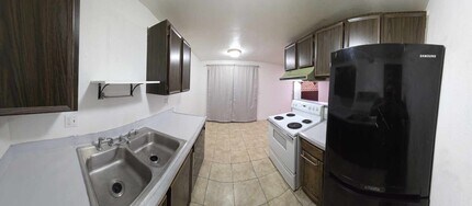 4428 111th St SW, Unit 1 in Lakewood, WA - Foto de edificio - Building Photo
