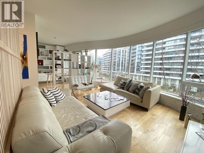 1661 Ontario St in Vancouver, BC - Building Photo - Building Photo