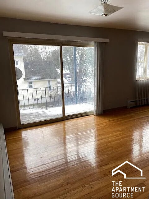 property at 1653 Oakwood Ave