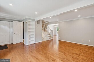 6804 Hutchison St in Falls Church, VA - Building Photo - Building Photo