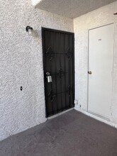 6665 Tropicana Ave in Las Vegas, NV - Building Photo - Building Photo