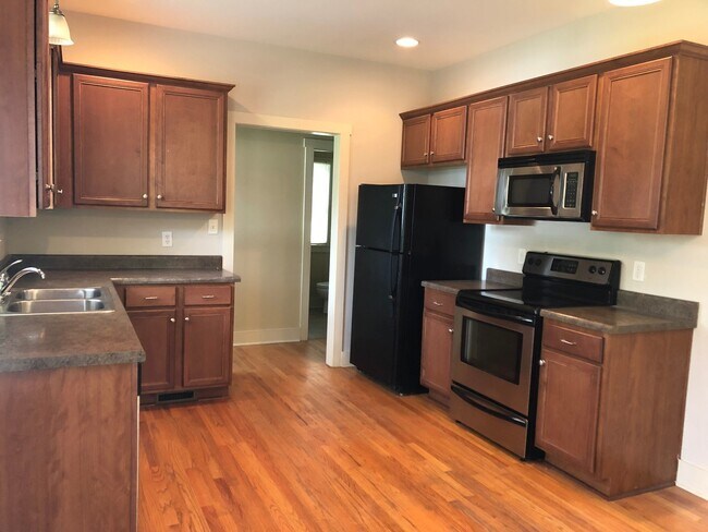 480 Athens Ave in Athens, GA - Building Photo - Building Photo