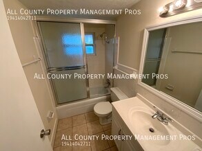 5825 Nutmeg Ave in Sarasota, FL - Building Photo - Building Photo