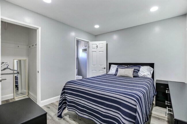 148 E Iowa Ave, Unit 1 in Sunnyvale, CA - Building Photo - Building Photo