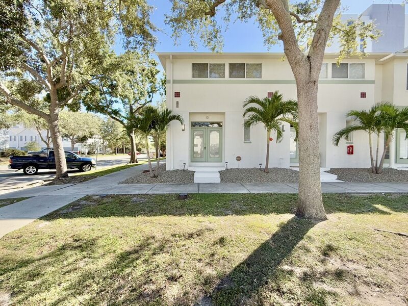 724 4th Ave in St. Petersburg, FL - Building Photo