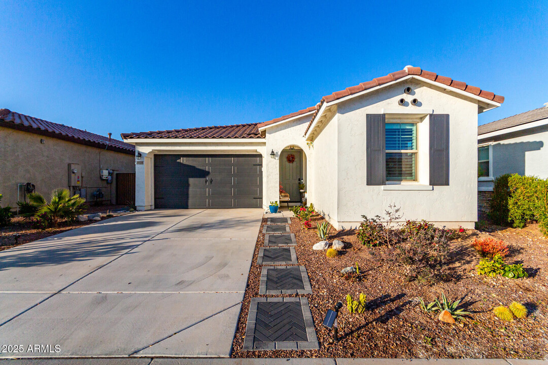 19756 W Roma Ave in Litchfield Park, AZ - Building Photo