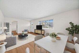 188 Monte Vista Ave in Costa Mesa, CA - Building Photo - Building Photo