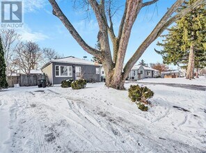 2519 Tourangeau Rd in Windsor, ON - Building Photo - Building Photo