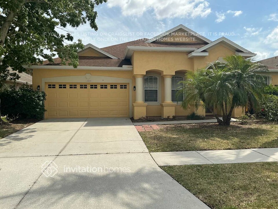 11469 Newgate Crest Dr in Riverview, FL - Building Photo