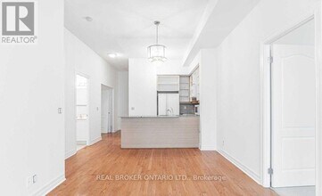 33-2833 Elm Dr W in Mississauga, ON - Building Photo - Building Photo