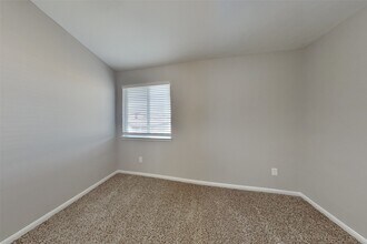 6110 Wilcox Point Dr in Spring, TX - Building Photo - Building Photo