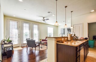 950 Henderson St in Fort Worth, TX - Building Photo