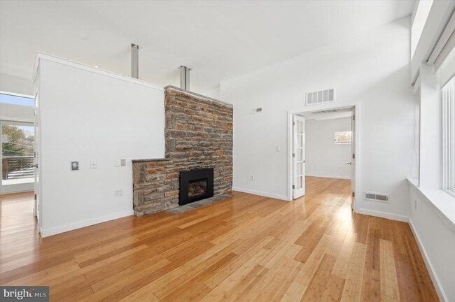 29 Rolling Rd in Penn Wynne, PA - Building Photo - Building Photo