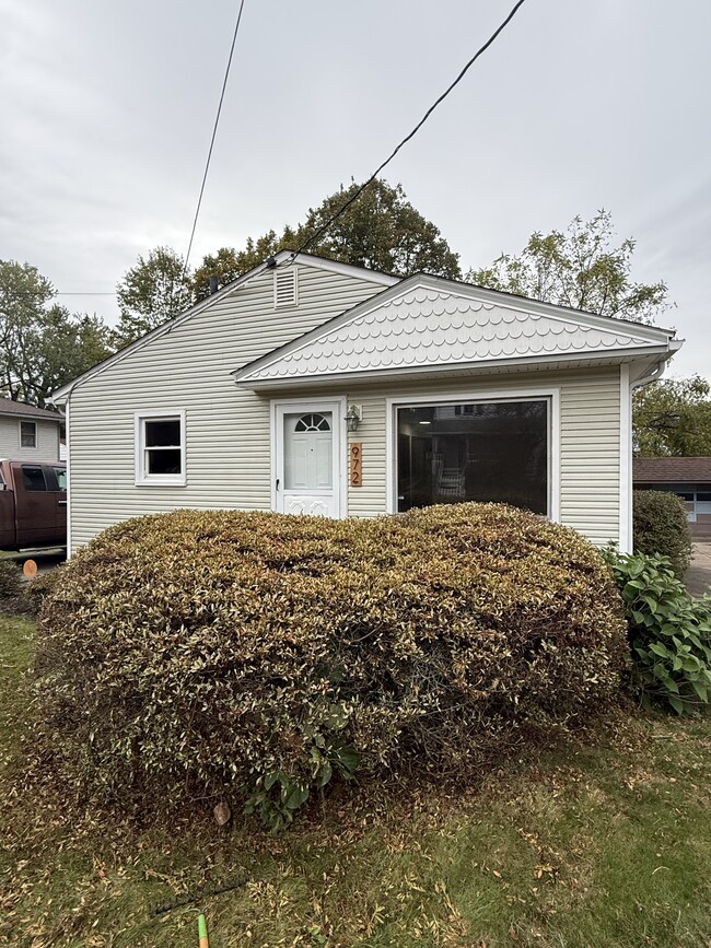 property at 972 Chester Ave