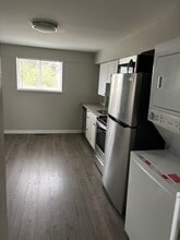 669 Gibbard Ave, Unit D in Columbus, OH - Building Photo - Building Photo