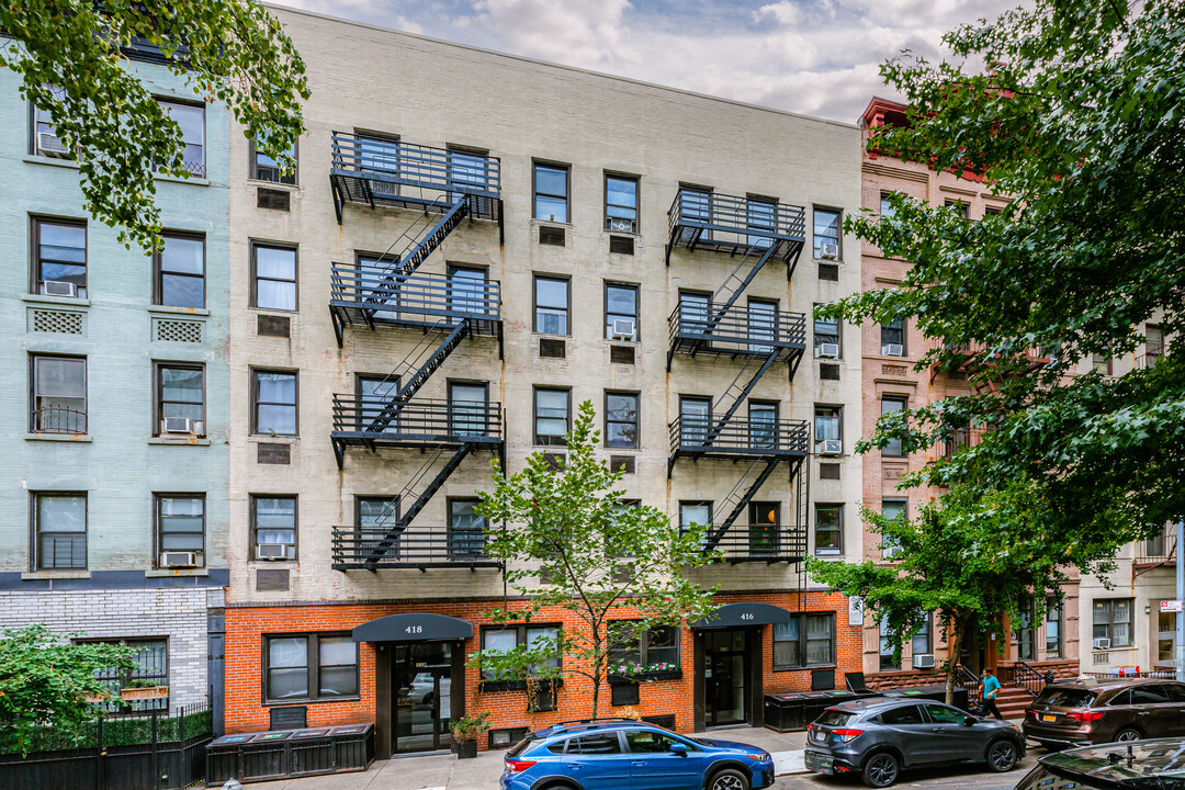 416 E 83rd St in New York, NY - Building Photo