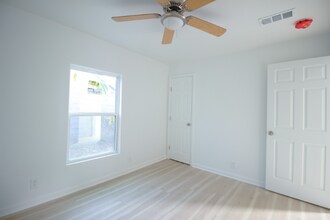 1928 Agnew St in Bonham, TX - Building Photo - Building Photo