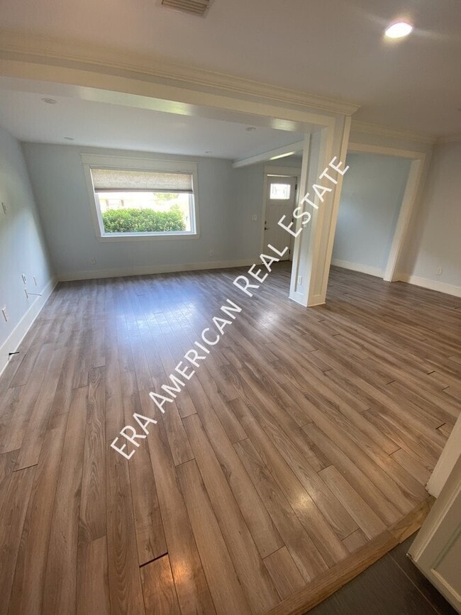 212 Ajax Dr NW in Fort Walton Beach, FL - Building Photo - Building Photo