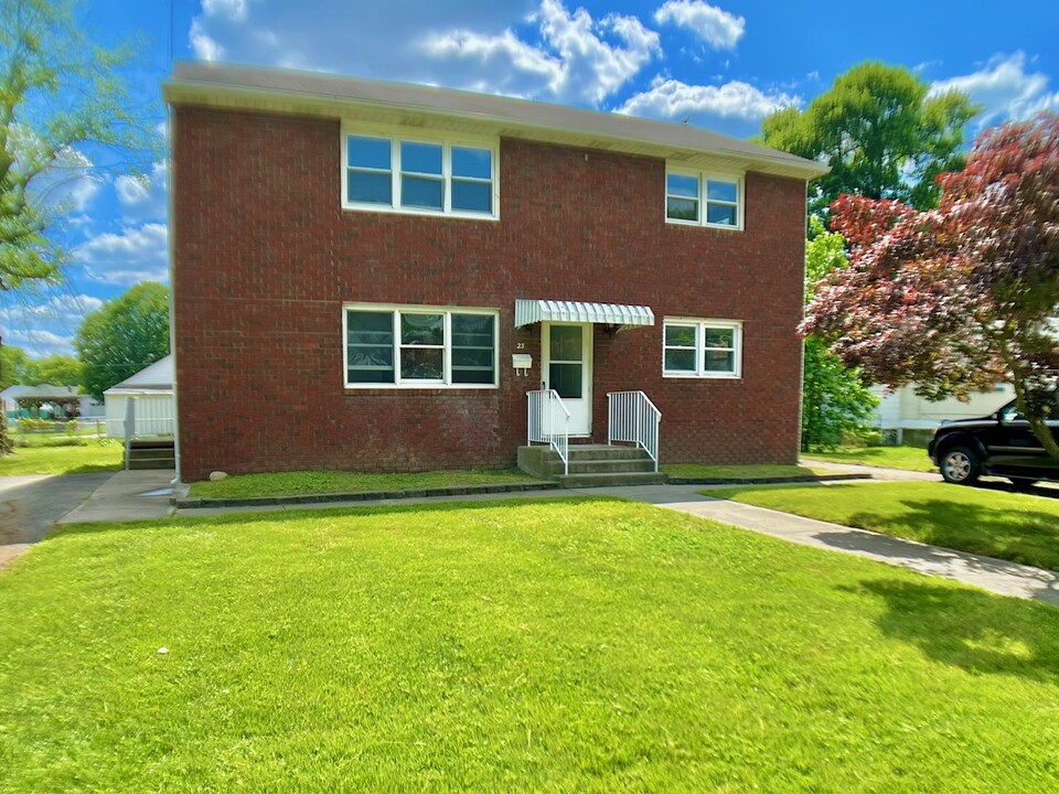 23 New Jersey Ave in Pennsville, NJ - Building Photo