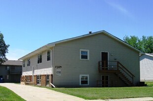 1505 Ensign Dr, Unit B