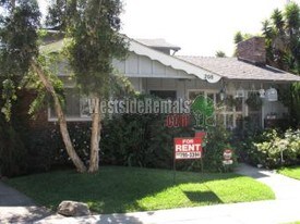 208 E Alhambra Rd, Unit E in Alhambra, CA - Building Photo