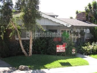 208 E Alhambra Rd, Unit E in Alhambra, CA - Building Photo