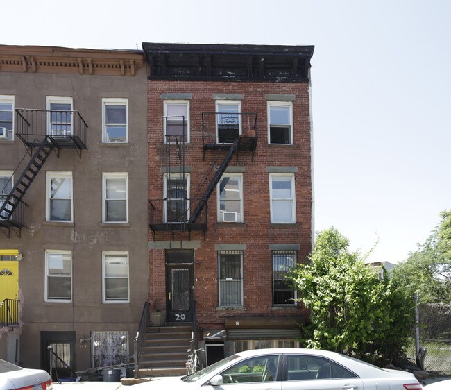 20 Carroll St in Brooklyn, NY - Building Photo - Building Photo