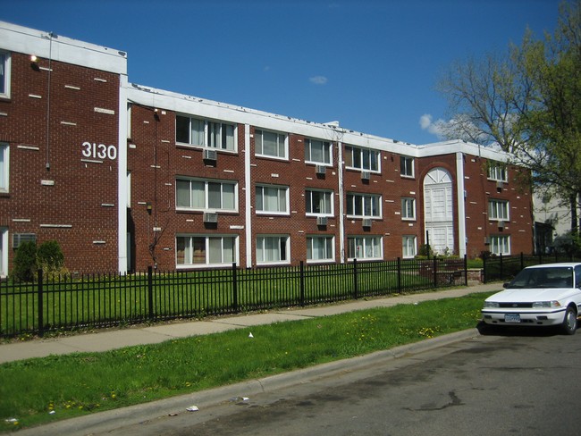 3130 Pillsbury Ave in Minneapolis, MN - Building Photo - Building Photo