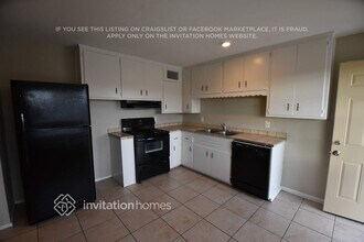 3335 W McLellan Blvd in Phoenix, AZ - Building Photo - Building Photo