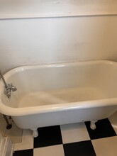 79 Foster Ave in Sayville, NY - Building Photo - Building Photo